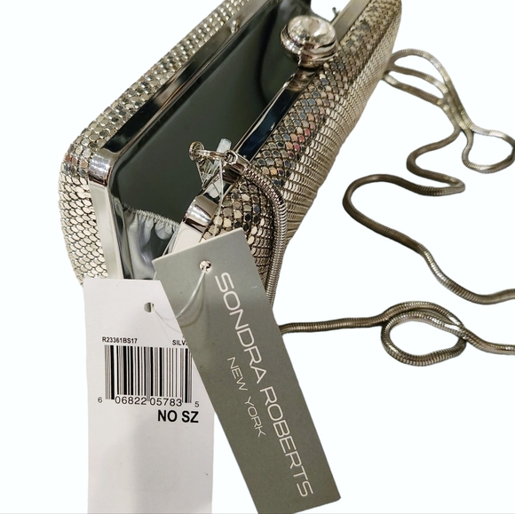 NWT Sondra Roberts Metal Chainmail Clutch Purse - Silver - Picture 3 of 12